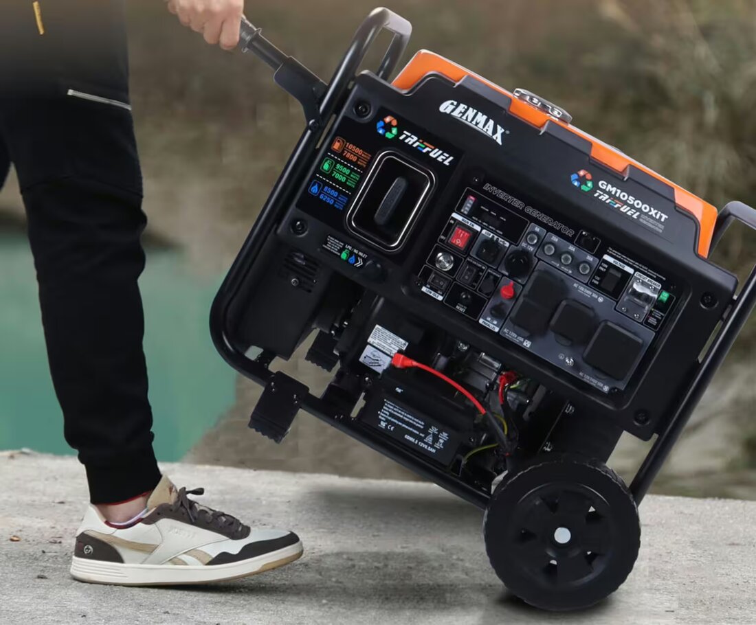 GENMAX GM10500XiT open-frame tri-fuel inverter generator